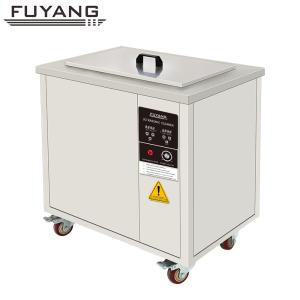 China Casters 560L 40KHz Industrial Ultrasonic Cleaning Equipment Stainless Steel Single Tank factory