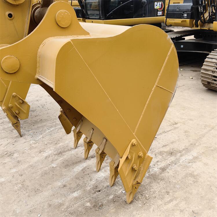 Good Condition CAT Crawler Medium Excavator Cat323 2019 Good Working Condition Low Hours