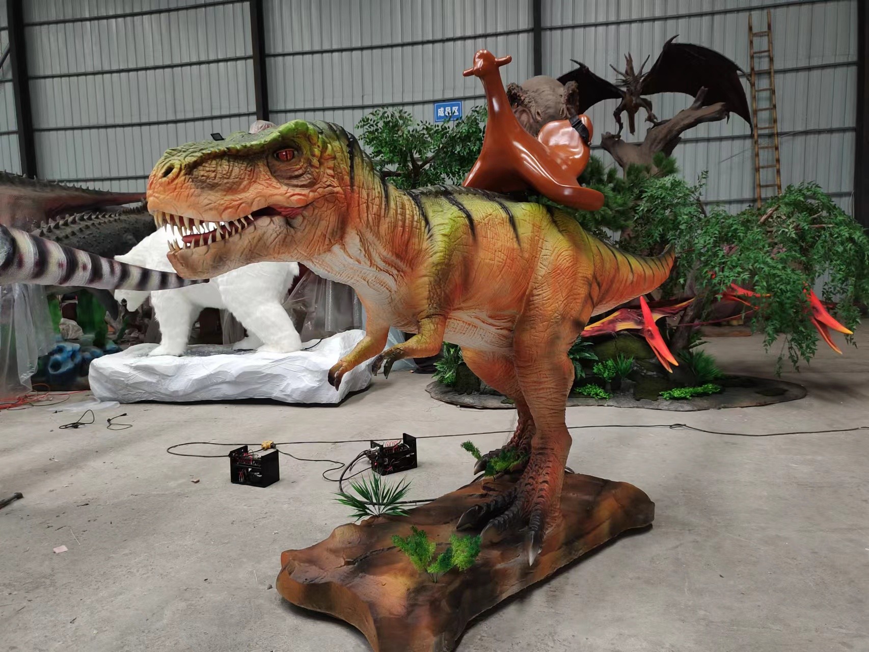 CE RoHs Realistic Animatronic Dinosaur , Natural Looking Dinosaur Model High Durability