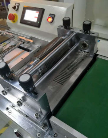 40x40x32cm 38kg High Efficiency LED Cutting Machine / V Groove Pcb Cutting Machine