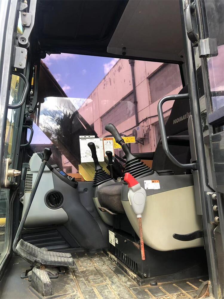 6000 KG Cummins Engine Used Komatsu PC 60-8 PC60 Excavator in Shanghai 2020 Year Model