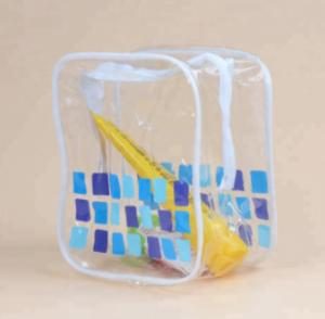 China Fashion Heat Resistant Clear Vinyl Toiletry Bag For Packing Gifts factory