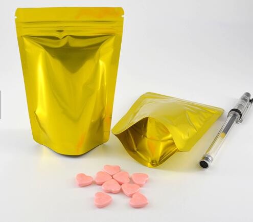 China Hot Selling Custom Gold Printed Foil Zipper Poly Bag for Food Packing with Window factory