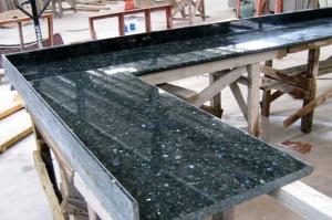 China Prefabricated kitchen countertop,emerald pearl countertop factory