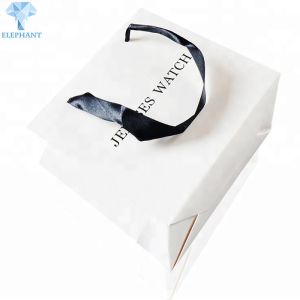China C2S Art Paper White Gift Bags With Handles 20×21×8cm Apparel Packaging on sale