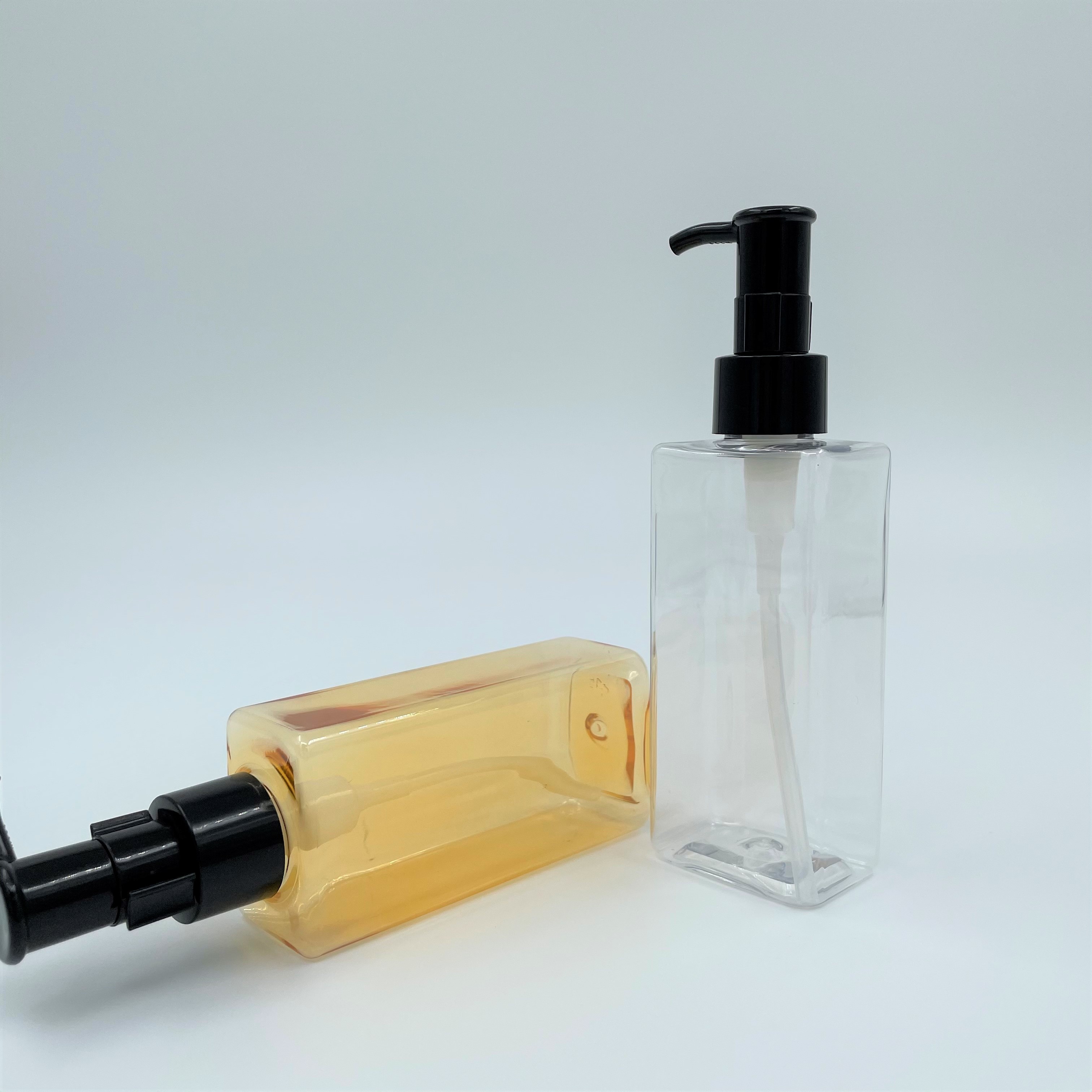 Coated Shampoo Square Plastic Lotion Bottles 150ml With PP Pump