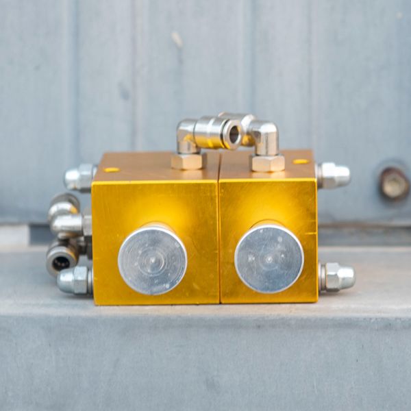 Atmospheric Pressure Pneumatic Control Combination Switch For Controlling