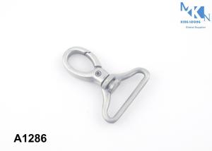 China Corrosion Resistance Bag Snap Hook For Garments , Shoes , Dog Products factory