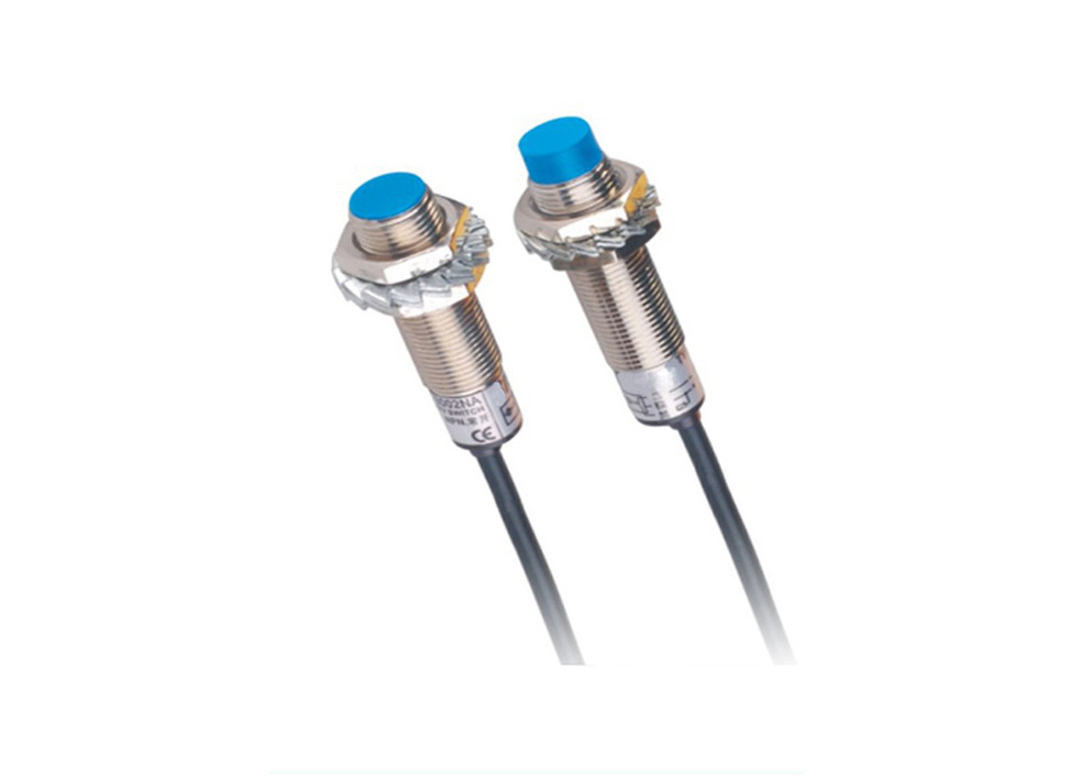 IP67 Dustproof Inductive Type Proximity Sensor Anti Interference DC 6V - 36V