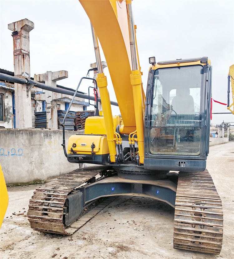 Good Condition 22 Ton Digger Machine Used Hyundai R220LC-9 Original Hydraulic Cylinder
