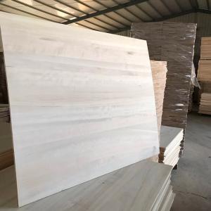 China Workshop Dry Soft Paulownia Wood For Furniture And Wooden Boxes factory