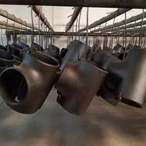 China Galvanized Carbon Steel Tee Threaded SCH40-SCH160 Pipes ISO 9001 2008 Certified factory