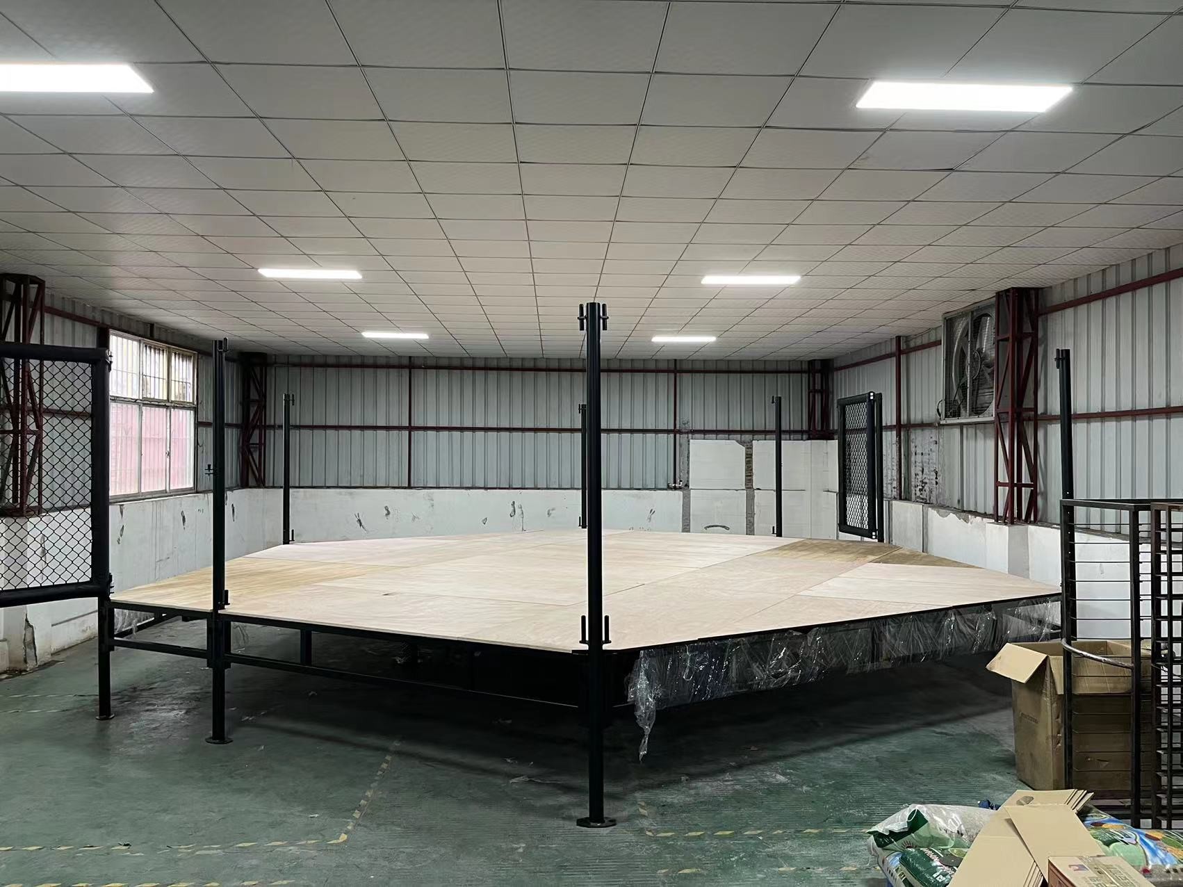 Customized MMA Boxing Training Cage