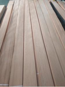 China CHEAP Tiger Flake Red Oak Natural Wood Veneer in 0.5mm thickness factory