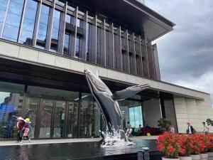 China 5.0M High Hotel Decoration Outdoor Large Metal Animal Sculptures factory