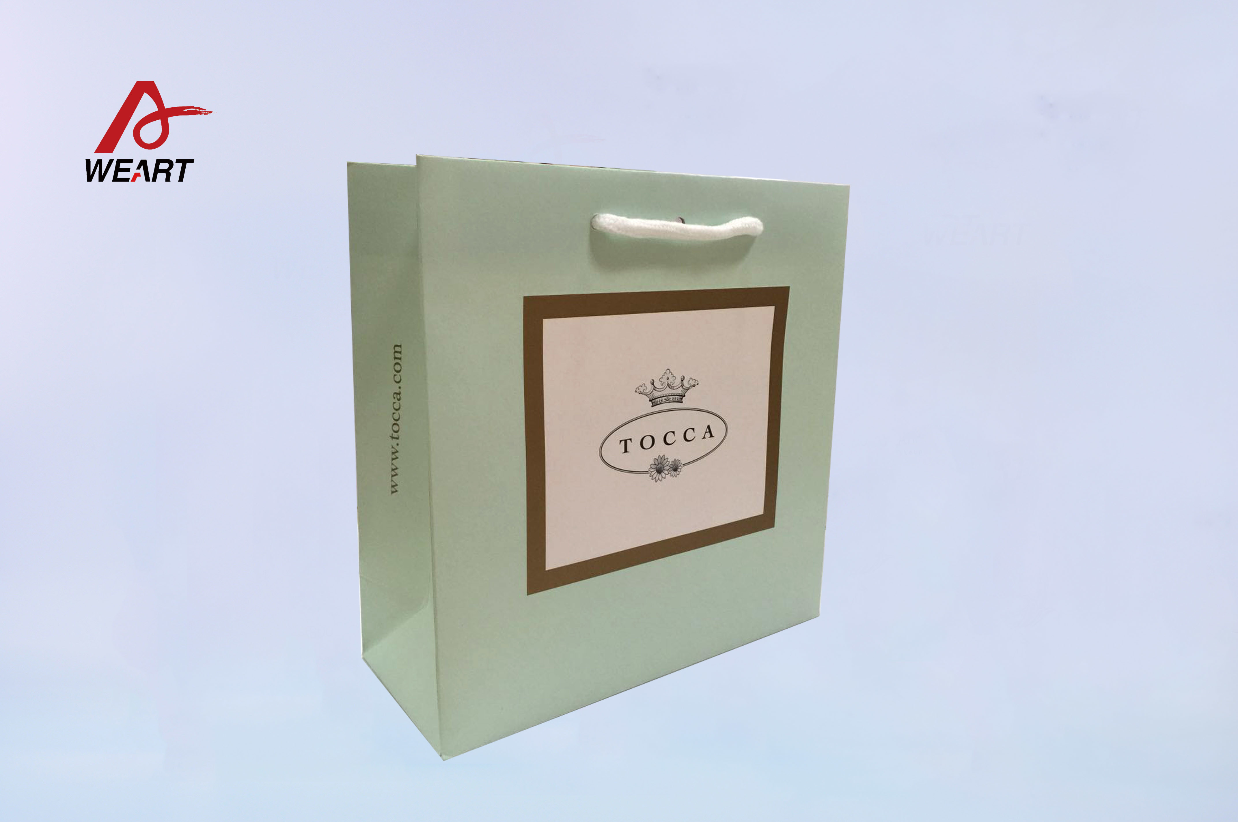 Green Economy White Kraft Gift Bags Custom Printing 35 X 11 X 35 Cm Size