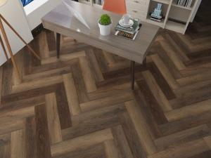 China 5.0mm Colour Fast To Sunlight SPC Herringbone Floor Click Lock Vinyl Plank Flooring factory