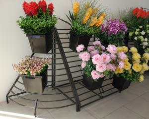 China Metal Artificial Flower Display Rack 936X936X1377mm Size Muliti Lever factory