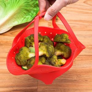 China 2019 Amazon Top sale Microwave Food Grade Colorful Multi-purpose Silicone Steamer Basket Vegetable Best Steam Cooker Target factory