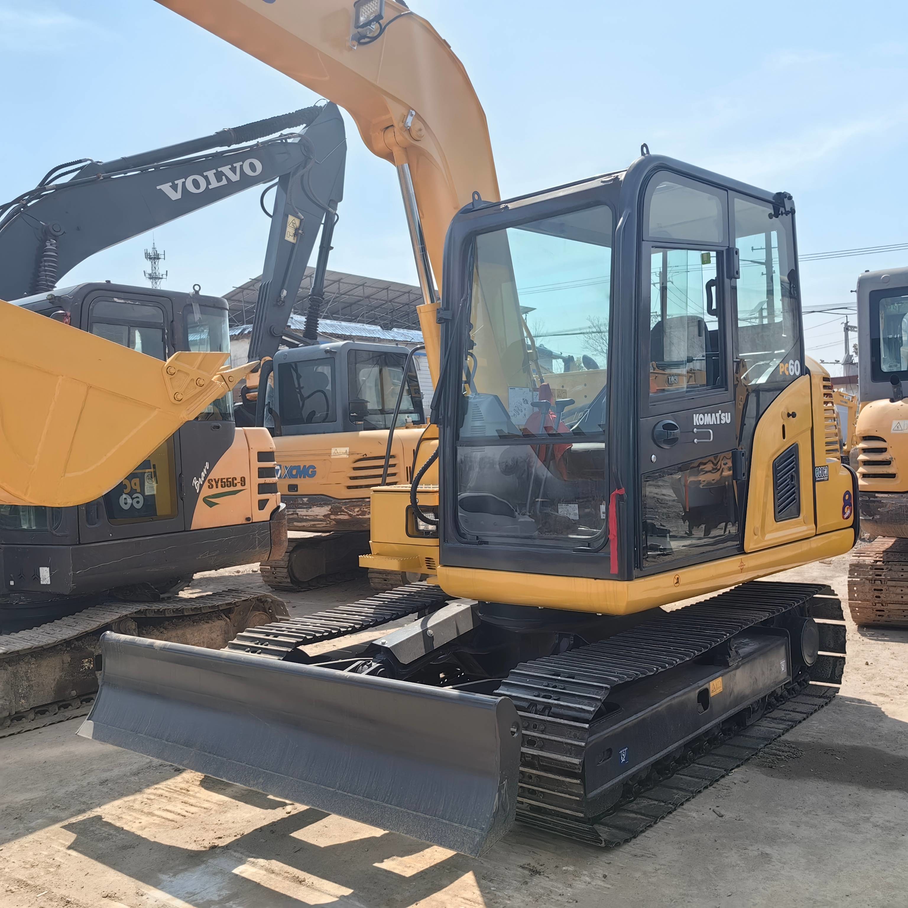 Japan Original Used Earth Moving Equipment Pc60-7 Komatsu Small Excavators
