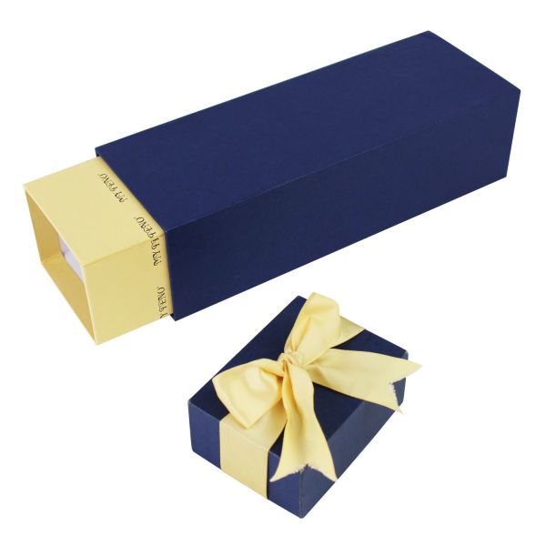 China Straight Stand Up Perfume Packaging Box With Ribbon Compressed Cardboard factory