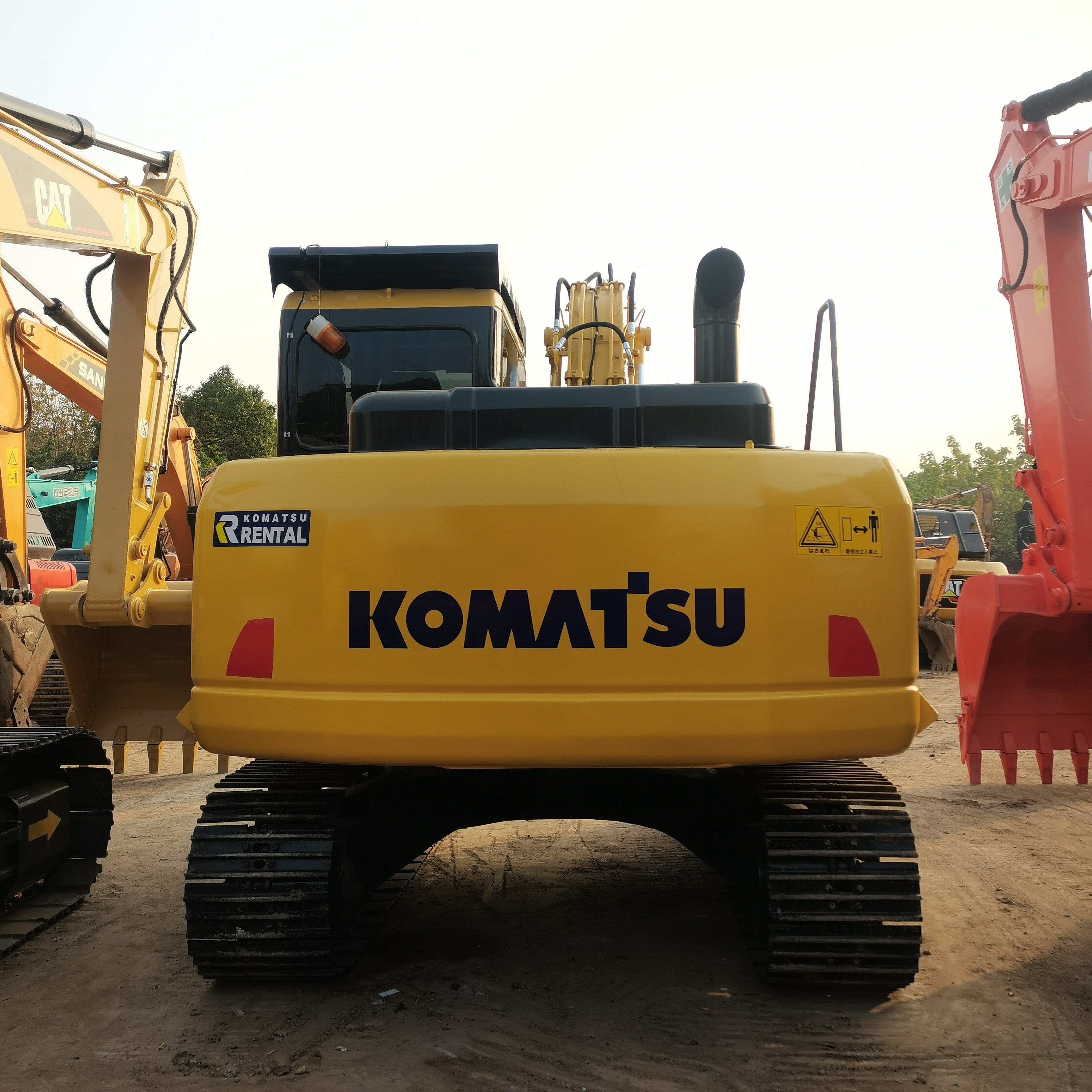 Used Komatsu Excavator PC200 PC130 PC70 in Good Condition with Original Hydraulic Valve
