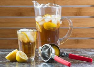 China Kitchen Gadget Stainless Steel Lemon Citrus Squeezer With Soft PVC Handle factory