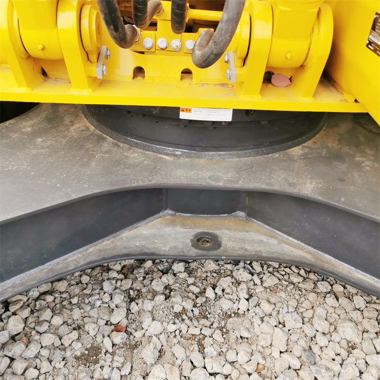 Japan Original Komatsu PC110 11 Ton Used Excavator with Original Hydraulic Cylinder