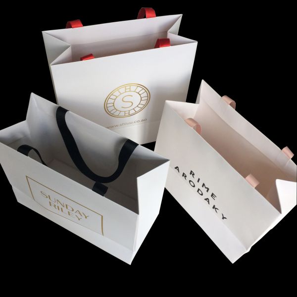 Holiday Xmas Fancy Handle Paper Shopping Bags , Custom Printed Paper Bags