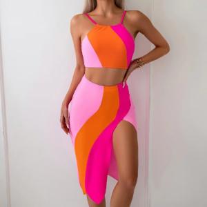 China Stylish Halter Swimming Suits Bikini Floral Striped Bikini Set With Ruched Design factory
