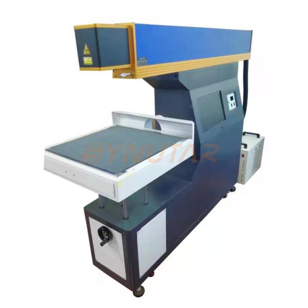 China 300mm*300mm Marking Area 3 Axis Dynamic CO2 Laser Marking Machine With 0.01mm Minimum Line Width factory