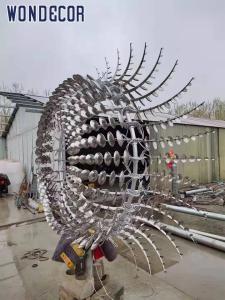 China Large Forged Metal Sculpture 300cm Metal Kinetic Wind Sculpture factory