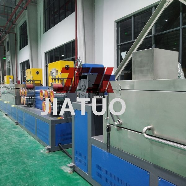 Plastic Reclyced PET Bottle Chips PET Strap Production Line With Intelligent PLC Control And High Strength