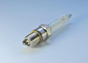 China 3016663 4797702 194-8518 7664292 Spark Plugs Improved Efficiency factory