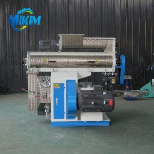 Power Saving Fish Feed Pellet Machine Chicken Feed Pellet Machine 350-450kg/H