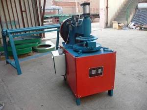 China Automatic Circular Sheet Metal Cutting Machine For Solar Energy Inner Tank Production Line factory