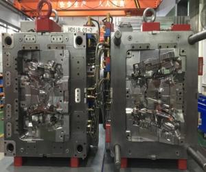 China OEM S136 718 738 P20 NAK80 plastic mold maker For HG Extension factory