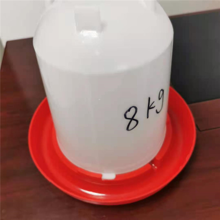 Automatic Plastic 8L Poultry Feeder Drinker For Broiler Breeder