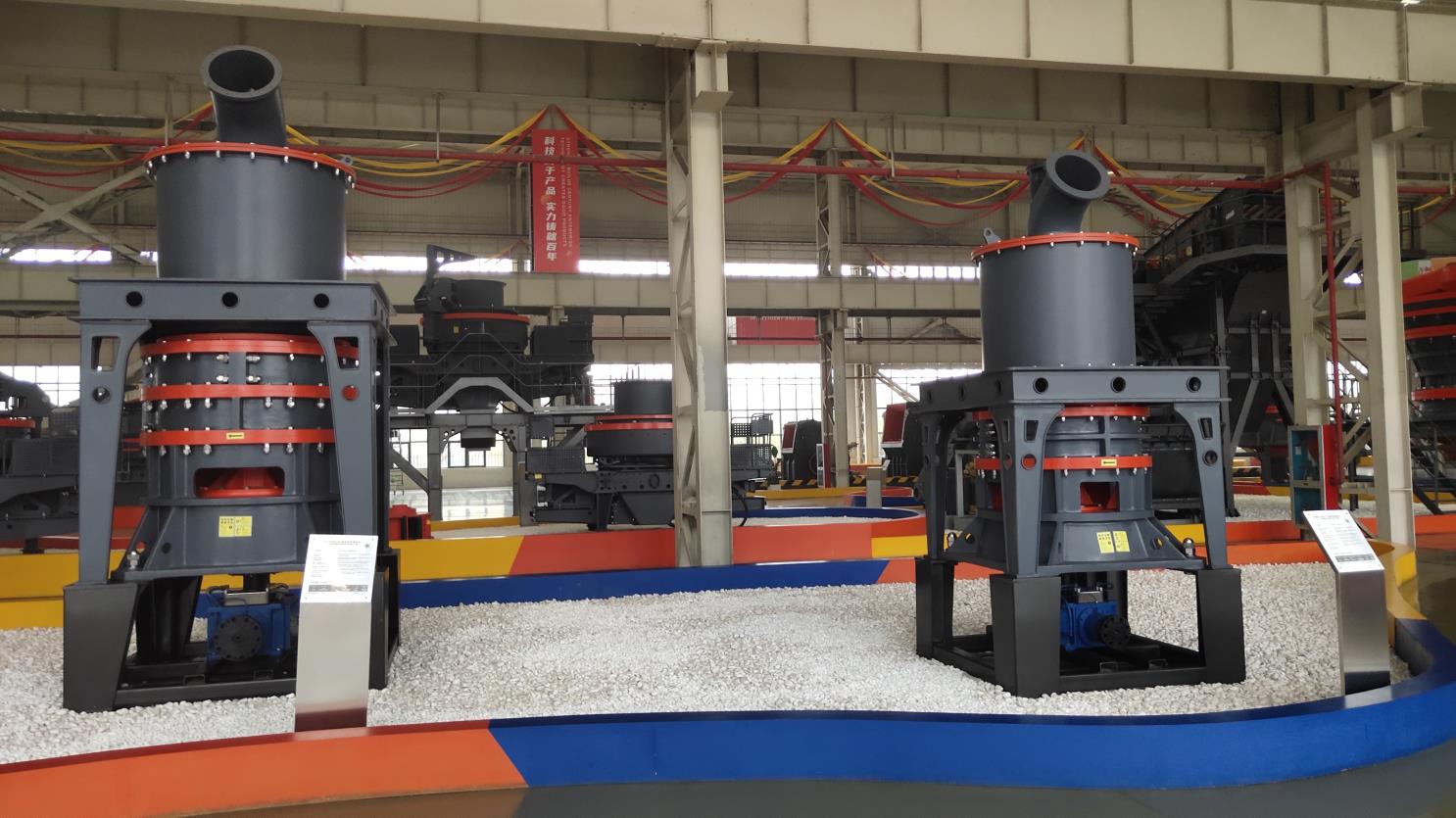 Spodumene Superfine Micro Powder Grinding Mill YGM Raymond Roller