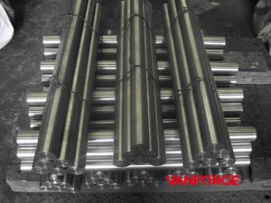 China Cold Drawn Stress Relieved Round Hardened Steel Bar Black / Peeled Surface factory