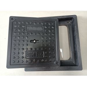 Square Reinforced SMC Manhole Cover with Easy Installation Sealing System and Customizable Logo