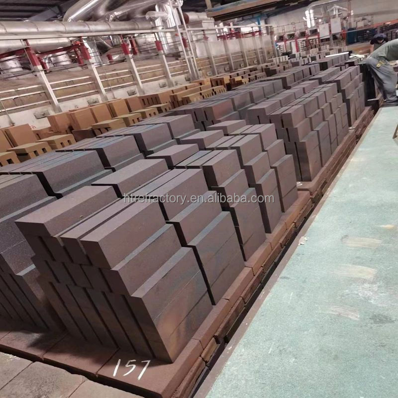 22% Apparent Porosity And RUL Of 1550 AOD Furnace Refractory Bricks Made Of Magnesite Chrome Material For Heat Transfer