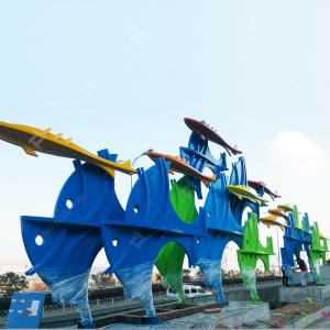 China Large Stainless Steel Fish Sculpture With Blue Painted Surface For Outdoor Decoration factory