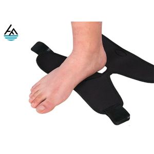 Black Compression Neoprene Ankle Wrap / Ankle Brace Support Stabilizer