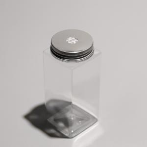 China 500ml Transparent Plastic PET Beverage Bottles With Recyclable Cap For Food Storage factory