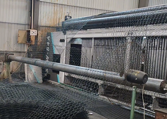China 5400mm Automatic Gabion Net Machine factory