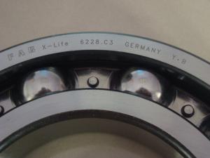 China 6228 C3 Single Row Deep Groove Ball Bearings 59-63HRC NSK BRAND factory