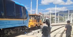 China Long Service Life Railroad Car Mover Bidirectional Traction 12000 KG factory