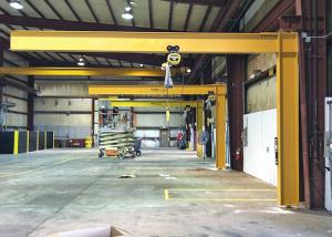 China Customized 360 Degree 5 Ton Warehouse Jib Crane With Hoist Lift SGS Certification factory
