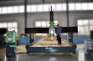 China Aluminum Mold 5 Axis Machining Center Wood Mold Processing Processing Center factory